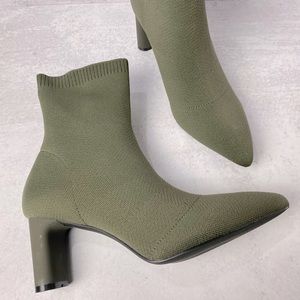 Sock boot size wide 39 (8.5)
